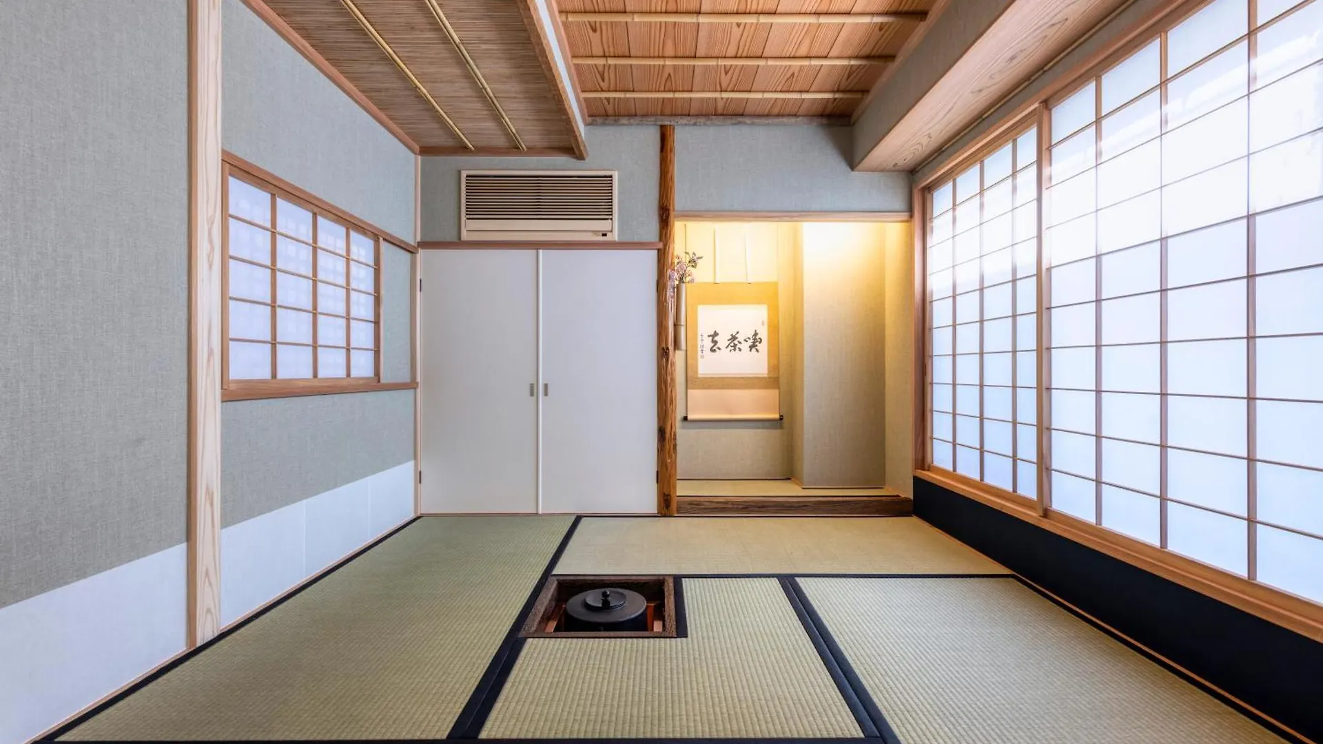 SHINOBY'S INN 中野新橋/2 minutes by walk/3 bedrooms 東京都 0*,