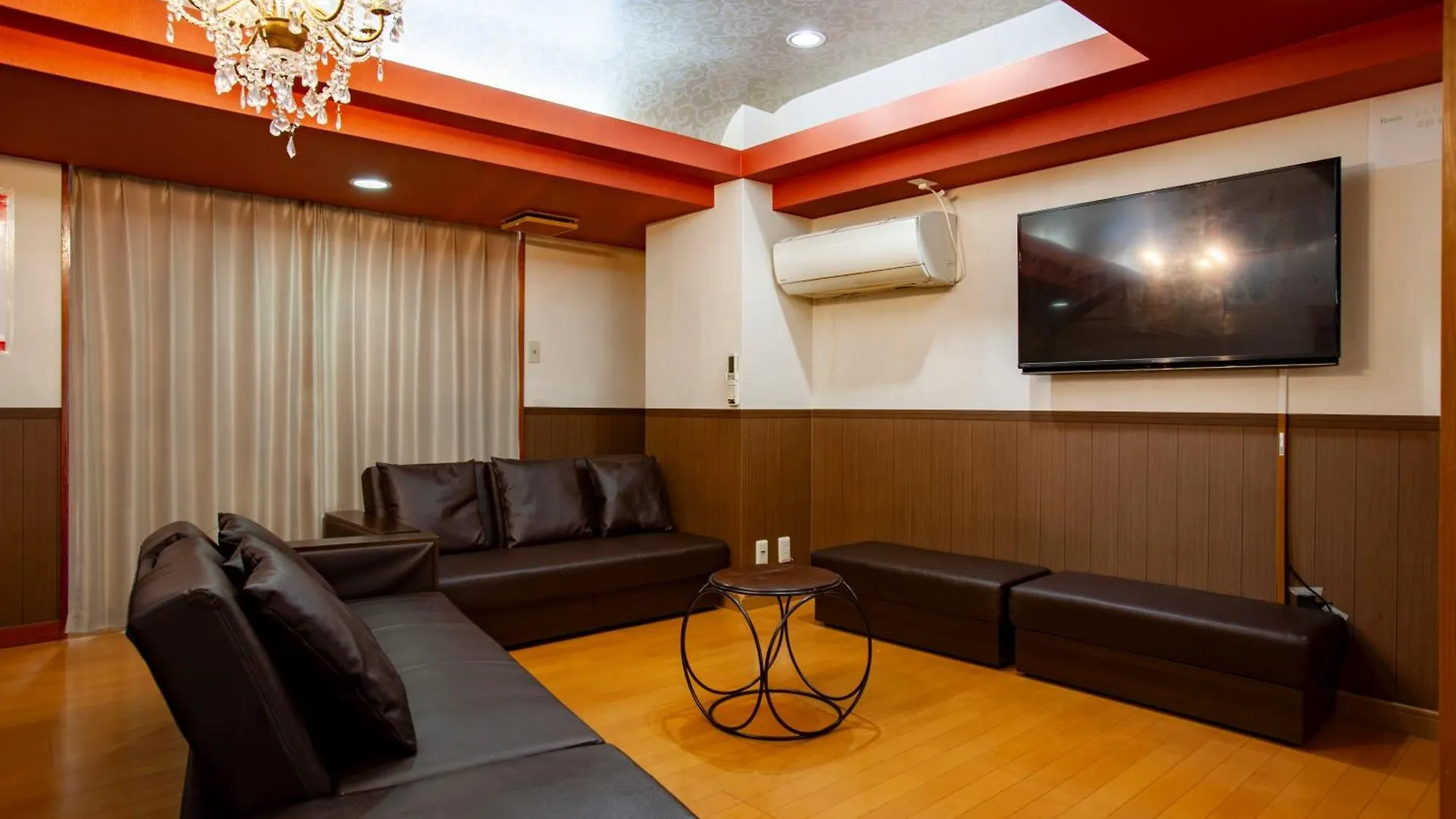 Premier Suite Shinjuku West 3F 4F Tokyo 0*,  Japan