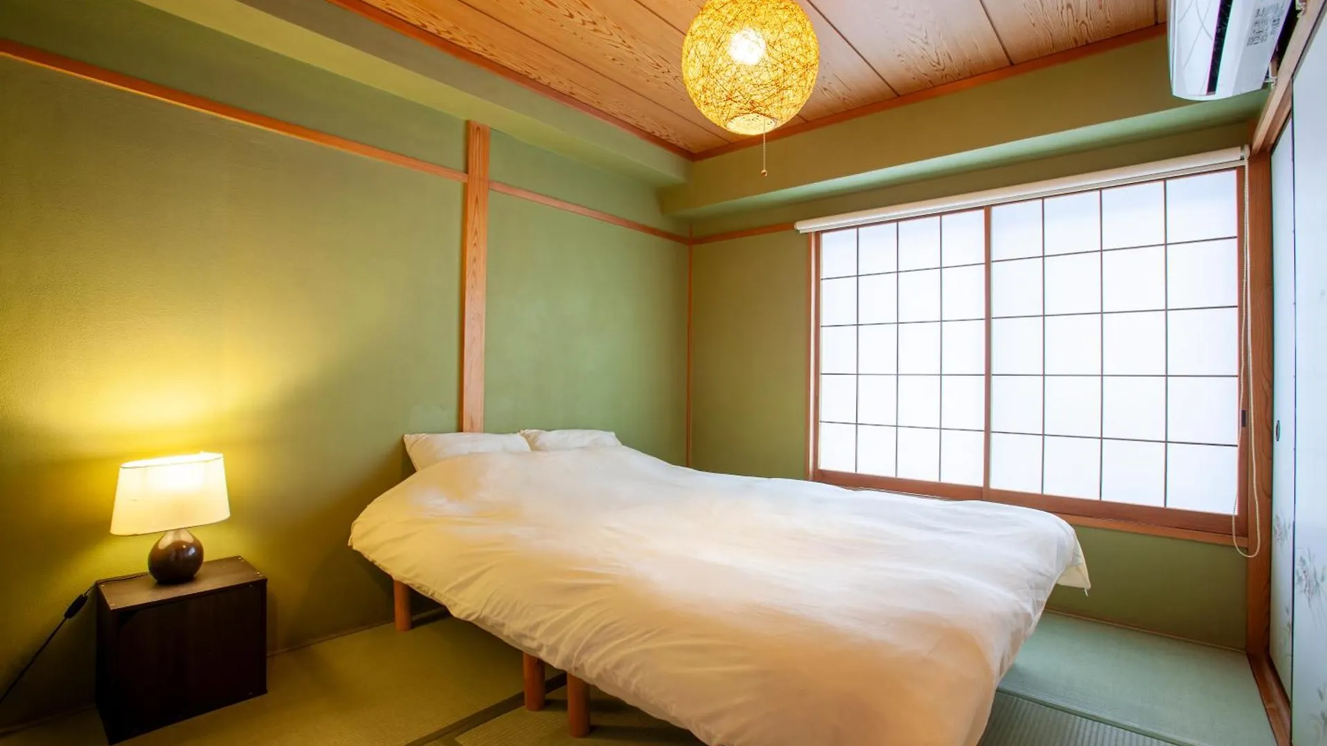 Premier Suite Shinjuku West 3F 4F Tokyo 0*,