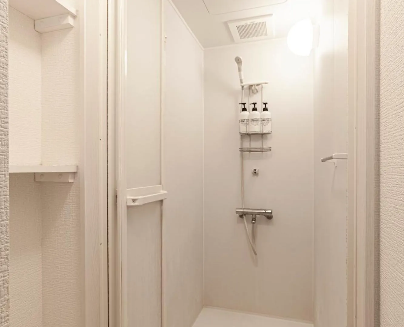 Apartment Premier Suite Shinjuku West 3F 4F Tokyo Japan