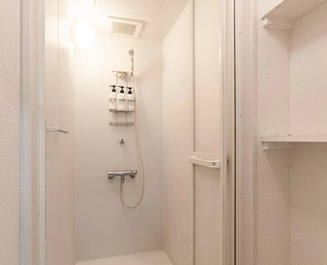 Premier Suite Shinjuku West 3F 4F Tokyo